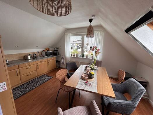 Wohnung zur Miete 690 € 2 Zimmer 56 m² Geschoss 1/2 frei ab 01.04.2026 Emsener Berg 13 Nenndorf Rosengarten 21224