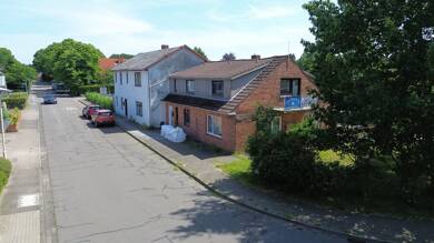 Mehrfamilienhaus zum Kauf als Kapitalanlage geeignet 249.000 € 298 m² 600 m² Grundstück Rendsburg - Süd Rendsburg 24768