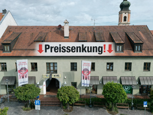 Immobilie zum Kauf 1.100.000 € 1.007 m² 1.213 m² Grundstück frei ab sofort Schulstraße 9 Roding 93426