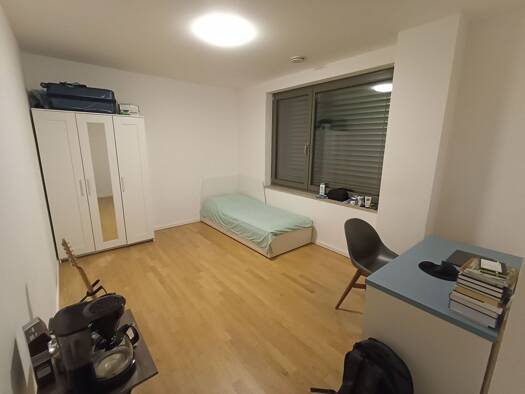 WG-Zimmer zur Miete 519 € 15,5 m² Geschoss 2/3 frei ab 01.04.2026 Seeleinsbühl Nürnberg 90431