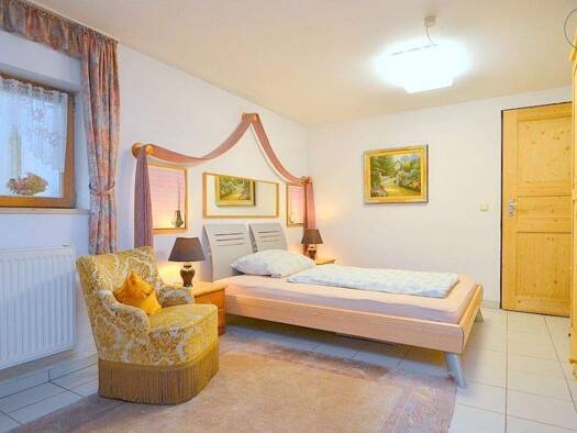 Studio zur Miete auf Zeit 415 € 1 Zimmer 20 m² frei ab 01.05.2026 Kettelersiedlung Nürnberg 90469