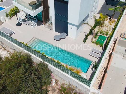 Einfamilienhaus zum Kauf 1.190.000 € 5 Zimmer 322 m² 481 m² Grundstück Alicante 03530