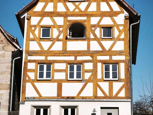 Mehrfamilienhaus zum Kauf provisionsfrei 499.000 € 11 Zimmer 246 m² 121 m² Grundstück Altdorf Altdorf bei Nürnberg 90518