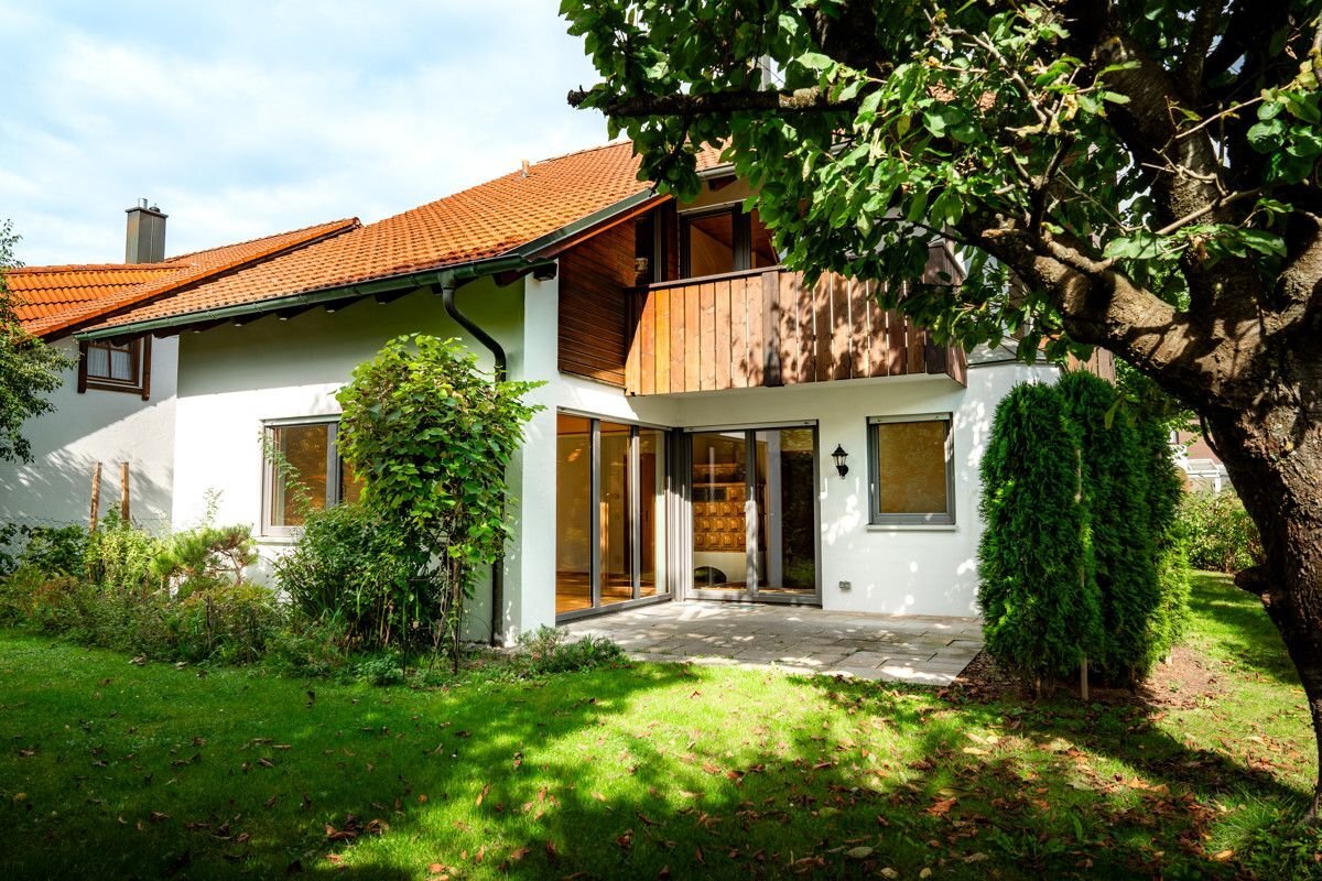 Einfamilienhaus zum Kauf 785.000 € 5 Zimmer 153 m²<br/>Wohnfläche 443 m²<br/>Grundstück Am Wasserwerk Ingolstadt 85055