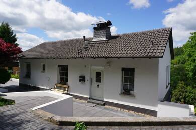 Einfamilienhaus zum Kauf 299.000 € 5 Zimmer 144 m² 1.273 m² Grundstück Wallenstein Knüllwald 34593