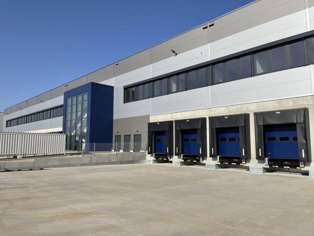 Lagerhalle zur Miete 3.500 m² Lagerfläche teilbar ab 3.500 m² Eltersdorf Erlangen 91052