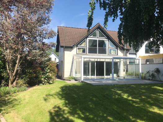 Einfamilienhaus zur Miete 4.200 € 6 Zimmer 240 m² 1.500 m² Grundstück frei ab sofort Wacholderweg Stockum Düsseldorf 40468