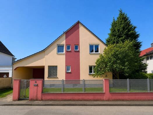 Einfamilienhaus zum Kauf 6 Zimmer 153 m² 997 m² Grundstück Industriegebiet Langen 63225
