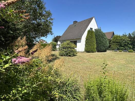 Einfamilienhaus zum Kauf 209.000 € 4 Zimmer 88 m² 1.067 m² Grundstück Bornhöved 24619