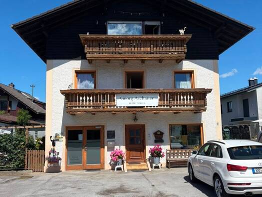 Mehrfamilienhaus zum Kauf provisionsfrei 1.550.000 € 8 Zimmer 300 m² 1.000 m² Grundstück frei ab sofort Aising Rosenheim 83026