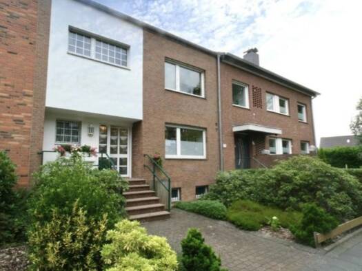 Reihenmittelhaus zum Kauf 449.000 € 5 Zimmer 120 m² 271 m² Grundstück Weckhoven Neuss 41466