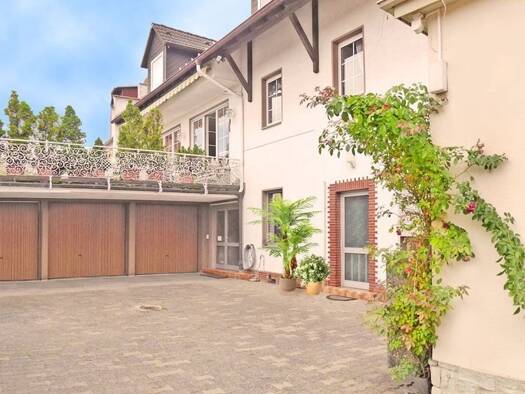 Mehrfamilienhaus zum Kauf 1.200.000 € 354 m² 486 m² Grundstück frei ab sofort Frankfurt am Main 60388