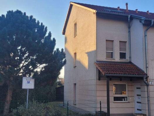 Haus zum Kauf 339.000 € 5 Zimmer 130 m² 408 m² Grundstück frei ab sofort Schmellwitz Cottbus 03044