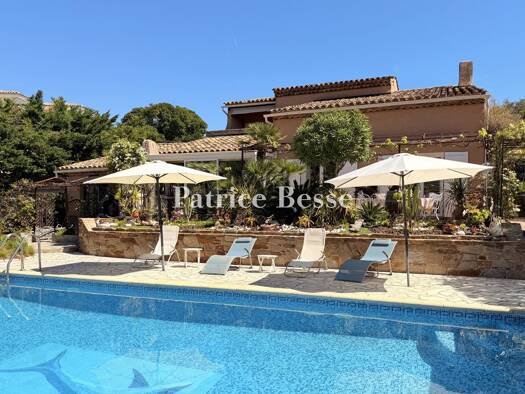 Einfamilienhaus zum Kauf 1.490.000 € 8 Zimmer 215 m² 1.579 m² Grundstück Sud Cavalaire-sur-Mer 83240