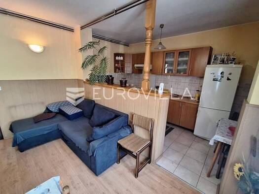 Haus zum Kauf 154.997 € 2 Zimmer 270 m² Gornje Stative Karlovac