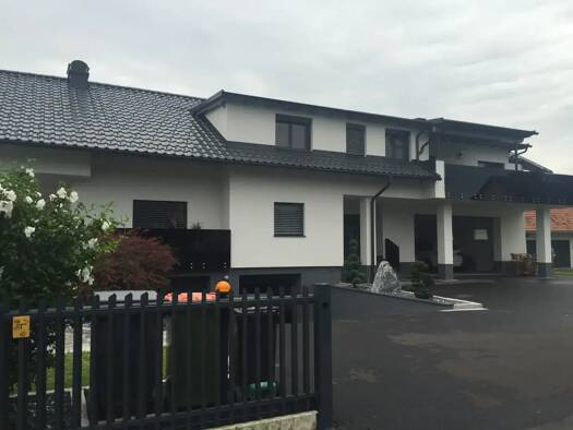 Haus zum Kauf 1.290.000 € 8 Zimmer 280 m² 1.450 m² Grundstück frei ab 01.08.2026 Gössendorf 8077