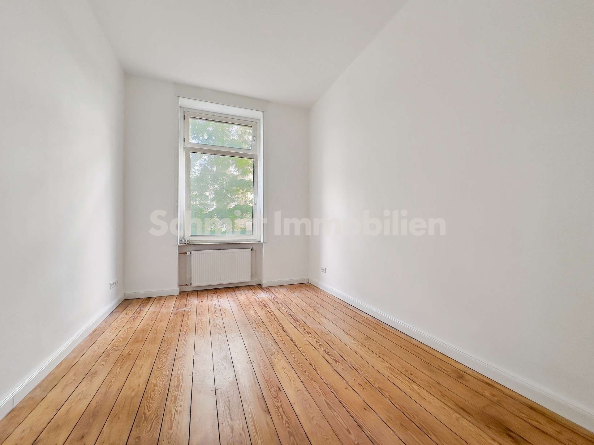 Wohnung zur Miete 995 € 2 Zimmer 68 m²<br/>Wohnfläche 1.<br/>Geschoss Bahnhofsviertel Frankfurt am Main 60329