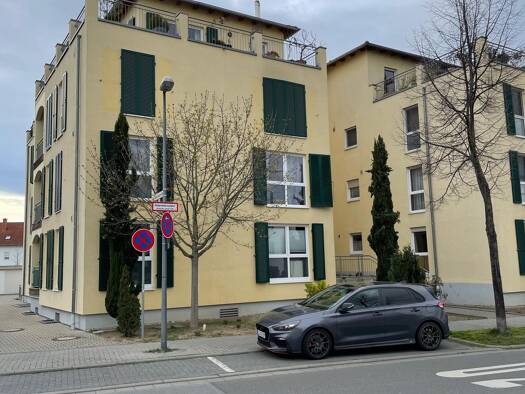 Wohnung zum Kauf provisionsfrei 330.000 € 3 Zimmer 85 m² 1. Geschoss frei ab 01.12.2026 Oggersheim Ludwigshafen am Rhein 67071
