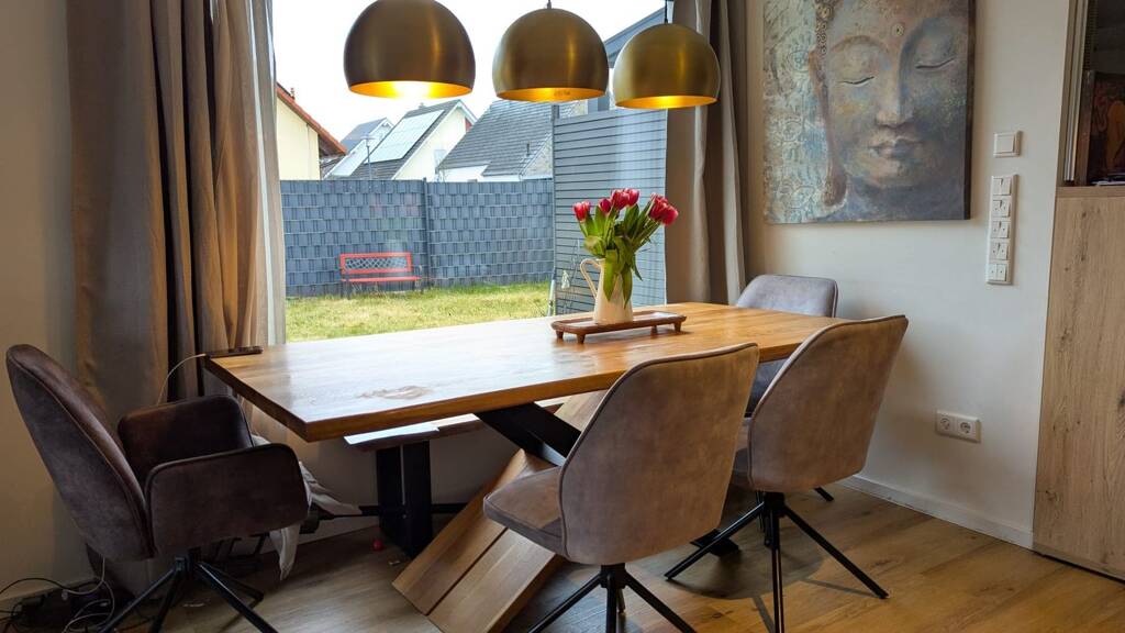 Doppelhaushälfte zur Miete 2.400 € 7 Zimmer 186 m² 312 m² Grundstück frei ab 01.06.2026 Altlußheim 68804