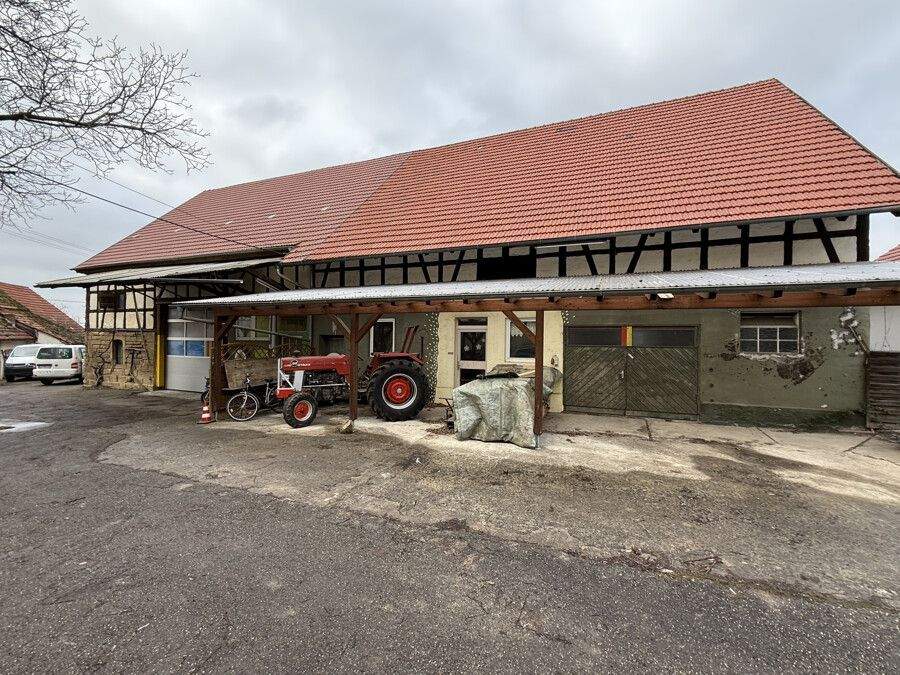Immobilie in Affalterbach - Hofleben! Hofstelle mit 3-Familienhaus und Nebengebäuden in Affalterbach - Bild 3
