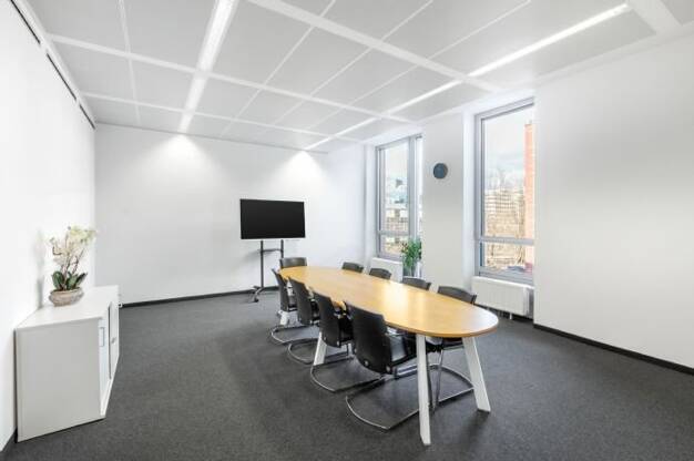 Bürofläche zur Miete 1.589 € 70 m² Bürofläche teilbar von 20 m² bis 70 m² Barthstr. 2-10 Schwanthalerhöhe München 80339