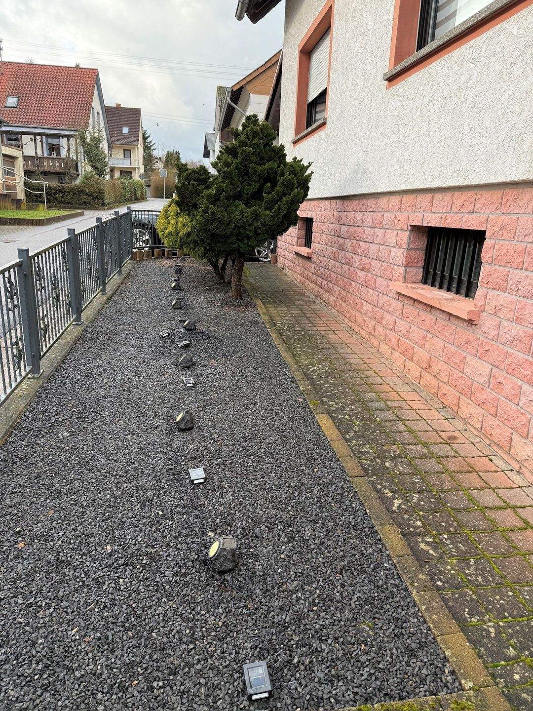 Immobilie in Weiskirchen - Großzügiges EFH mit 240 m², Garage & 2 Carports in ruhiger Wohnlage von Weiskirchen - Bild 4