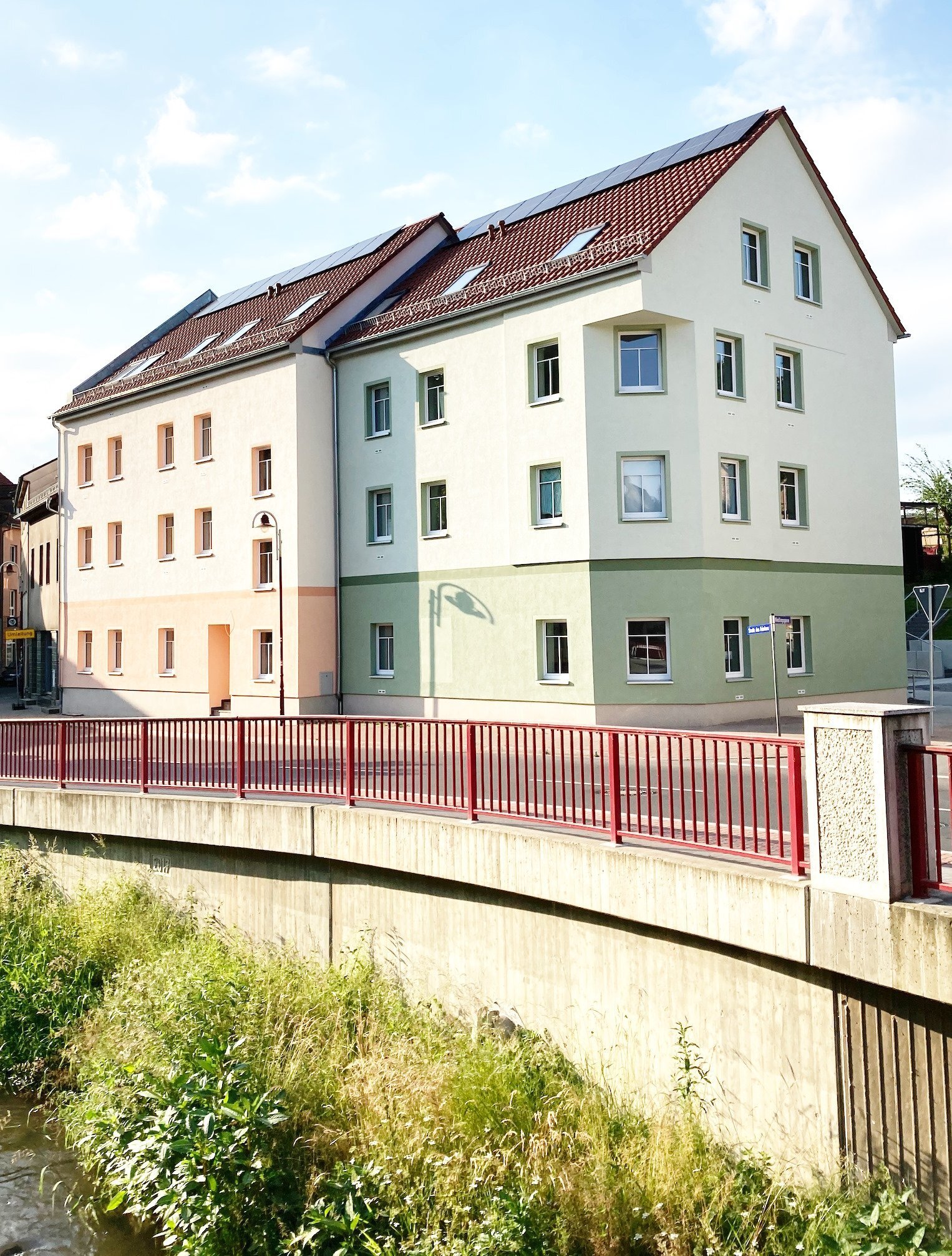 Wohnung zur Miete 1.091 € 3 Zimmer 94,9 m²<br/>Wohnfläche 1.<br/>Geschoss Straße des Friedens 33 Stadtroda Stadtroda 07646