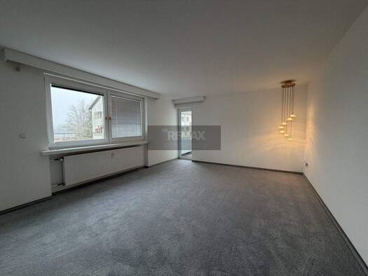 Wohnung zur Miete 600 € 3 Zimmer 80 m² Lichtenberg 95192
