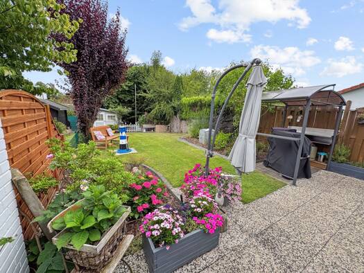 Reihenmittelhaus zum Kauf 265.000 € 4 Zimmer 103,5 m² 280 m² Grundstück Spenge 32139