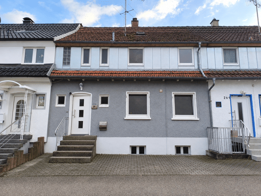 Reihenhaus zur Miete 1.100 € 4 Zimmer 108 m² 210 m² Grundstück frei ab 01.12.2026 Kleinglattbach Vaihingen an der Enz 71665