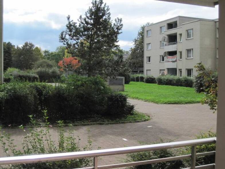 Wohnung zur Miete 832 € 2 Zimmer 65 m² frei ab 30.05.2025 Bunzlauer Weg 1 Neu-Tannenbusch Bonn 53119