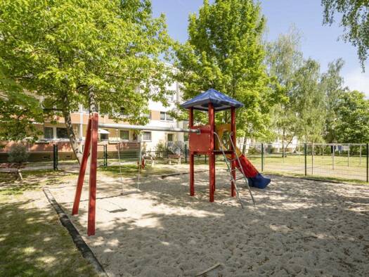 Wohnung zur Miete 766 € 5 Zimmer 107,6 m² 1. Geschoss frei ab 01.11.2026 Frankenheimer Weg 24 Schönau Leipzig 04205