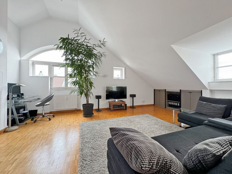 Penthouse zum Kauf 385.000 € 4,5 Zimmer 111 m²<br/>Wohnfläche Eggenfelden Eggenfelden 84307