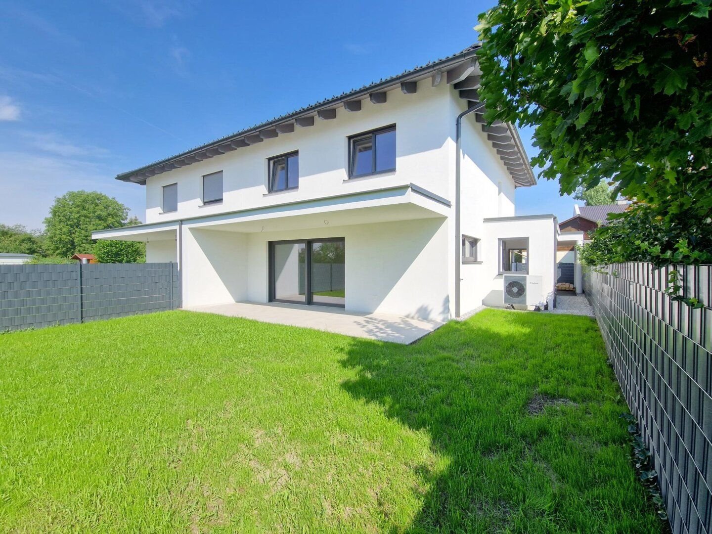 Doppelhaushälfte zum Kauf provisionsfrei 565.000 € 5 Zimmer 139,1 m²<br/>Wohnfläche ab sofort<br/>Verfügbarkeit Friedhofstraße 60B Pernau Wels 4600