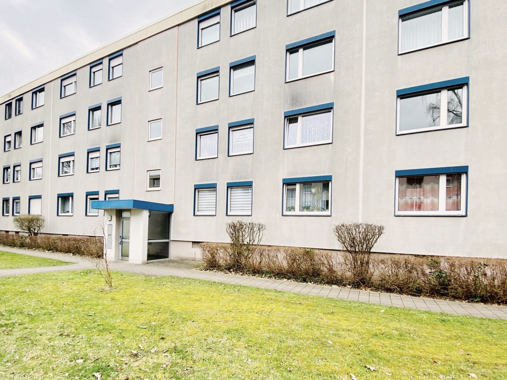 Wohnung zum Kauf 289.000 € 5 Zimmer 106,6 m²<br/>Wohnfläche 2.<br/>Geschoss Neuselsbrunn Langwasser - Nordwest Nürnberg 90471