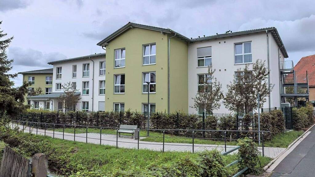 Studio zum Kauf 165.000 € 1 Zimmer 24,4 m² 1. Geschoss Veitsbronn 90587