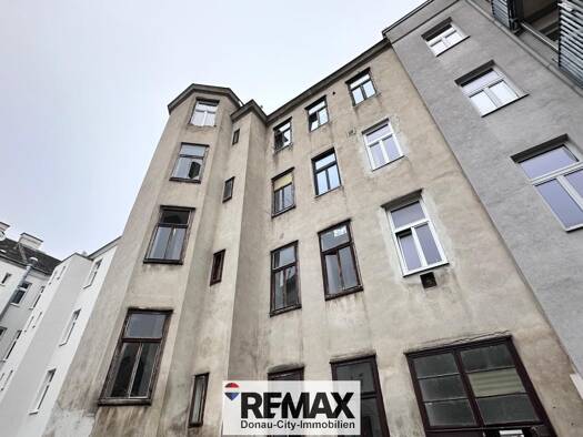 Mehrfamilienhaus zum Kauf als Kapitalanlage geeignet 2.350.000 € 839 m² 348 m² Grundstück Favoriten 1100
