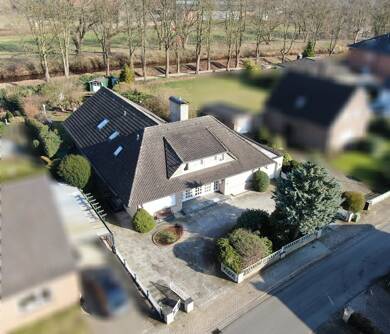 Einfamilienhaus zum Kauf provisionsfrei 7 Zimmer 333,6 m² 1.280 m² Grundstück Wildeshausen 27793