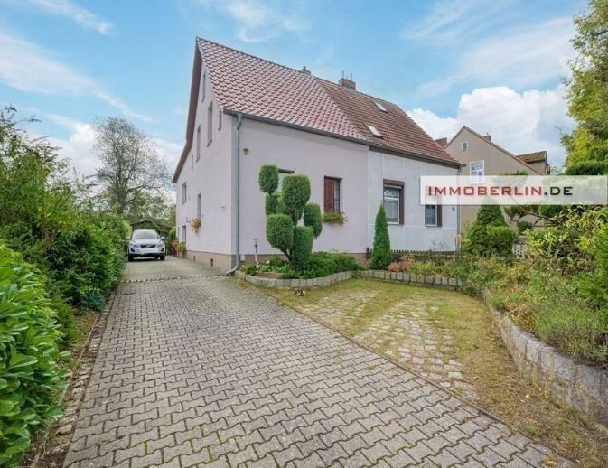 Doppelhaushälfte zum Kauf 499.000 € 5 Zimmer 160 m²<br/>Wohnfläche 1.393 m²<br/>Grundstück ab sofort<br/>Verfügbarkeit Werneuchen Werneuchen 16356