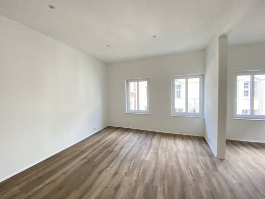 Wohnung zur Miete 1.200 € 3,5 Zimmer 100 m² Geschoss 3/4 Lange Straße 26 Mitte Delmenhorst 27749