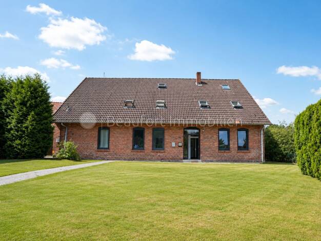 Mehrfamilienhaus zum Kauf 399.000 € 12 Zimmer 351 m² 1.184 m² Grundstück frei ab sofort Kirchlinteln Kirchlinteln 27308