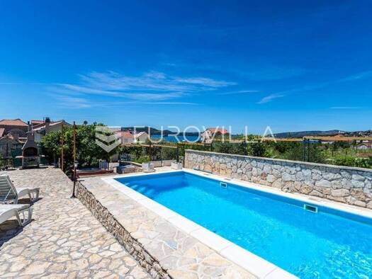 Haus zum Kauf 800.000 € 5 Zimmer 174 m² Seget Donji Seget