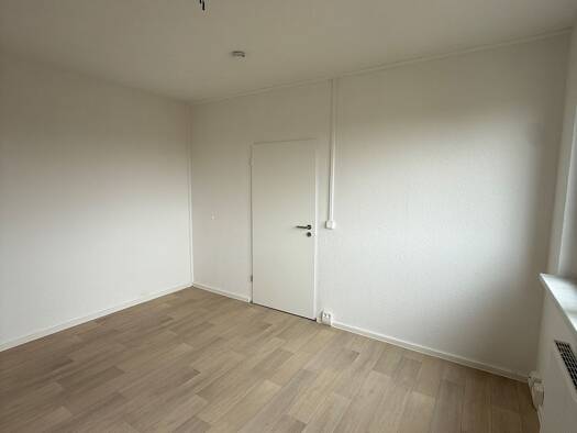 Wohnung zur Miete 390 € 3 Zimmer 57 m² 2. Geschoss Julius-Leber-Ring 1 Roter Berg Erfurt 99087