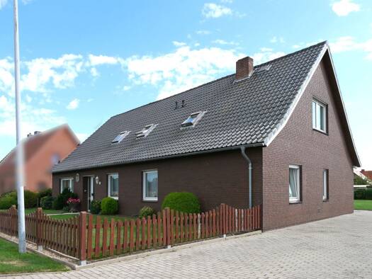Einfamilienhaus zum Kauf provisionsfrei 325.000 € 9 Zimmer 263,7 m² 1.833 m² Grundstück Altenmarhorst Twistringen 27239