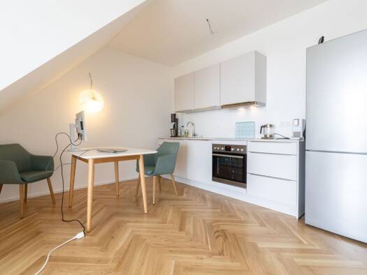Wohnung zur Miete 1.180 € 2 Zimmer 66,8 m² 4. Geschoss frei ab sofort Neckarsulm Neckarsulm 74172