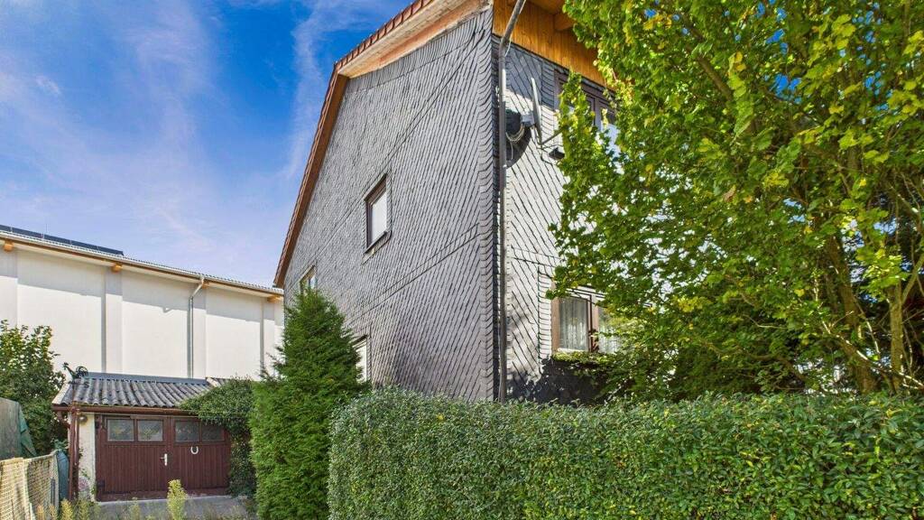 Einfamilienhaus zum Kauf 79.999 € 8 Zimmer 180 m² 500 m² Grundstück Schalkau 96528