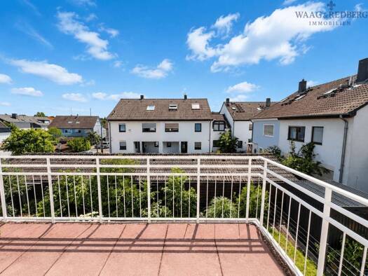 Reihenmittelhaus zum Kauf 5 Zimmer 176 m² 166 m² Grundstück frei ab sofort Sulzbach 65843