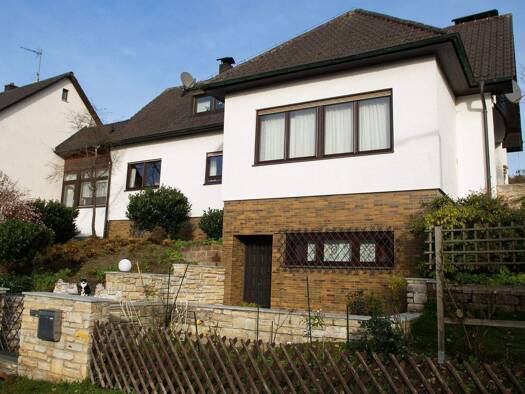 Einfamilienhaus zum Kauf 549.000 € 7 Zimmer 210 m² 800 m² Grundstück Hagenhausen Altdorf bei Nürnberg 90518