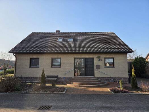 Einfamilienhaus zum Kauf 330.000 € 6 Zimmer 183 m² 792 m² Grundstück frei ab sofort Sulingen 27232