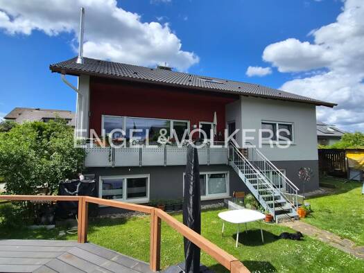 Einfamilienhaus zum Kauf 725.000 € 8 Zimmer 241 m² 798 m² Grundstück Ofterdingen 72131